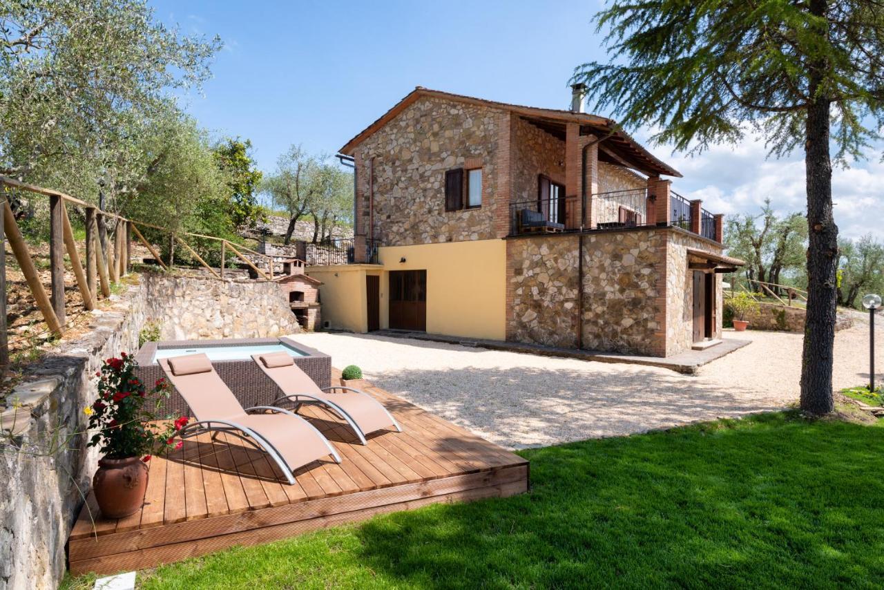 Villa Il Campo Degli Ulivi Ponte A Bozzone Bagian luar foto