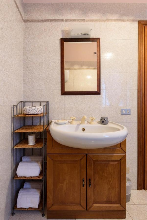 Villa Il Campo Degli Ulivi Ponte A Bozzone Bagian luar foto